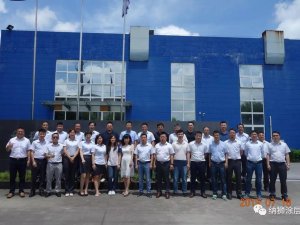 Воспользуйтесь возможностями времени и ускорьте проведение реформ, используя мышление "отрицательной энтропии" по принципу "снизу вверх".